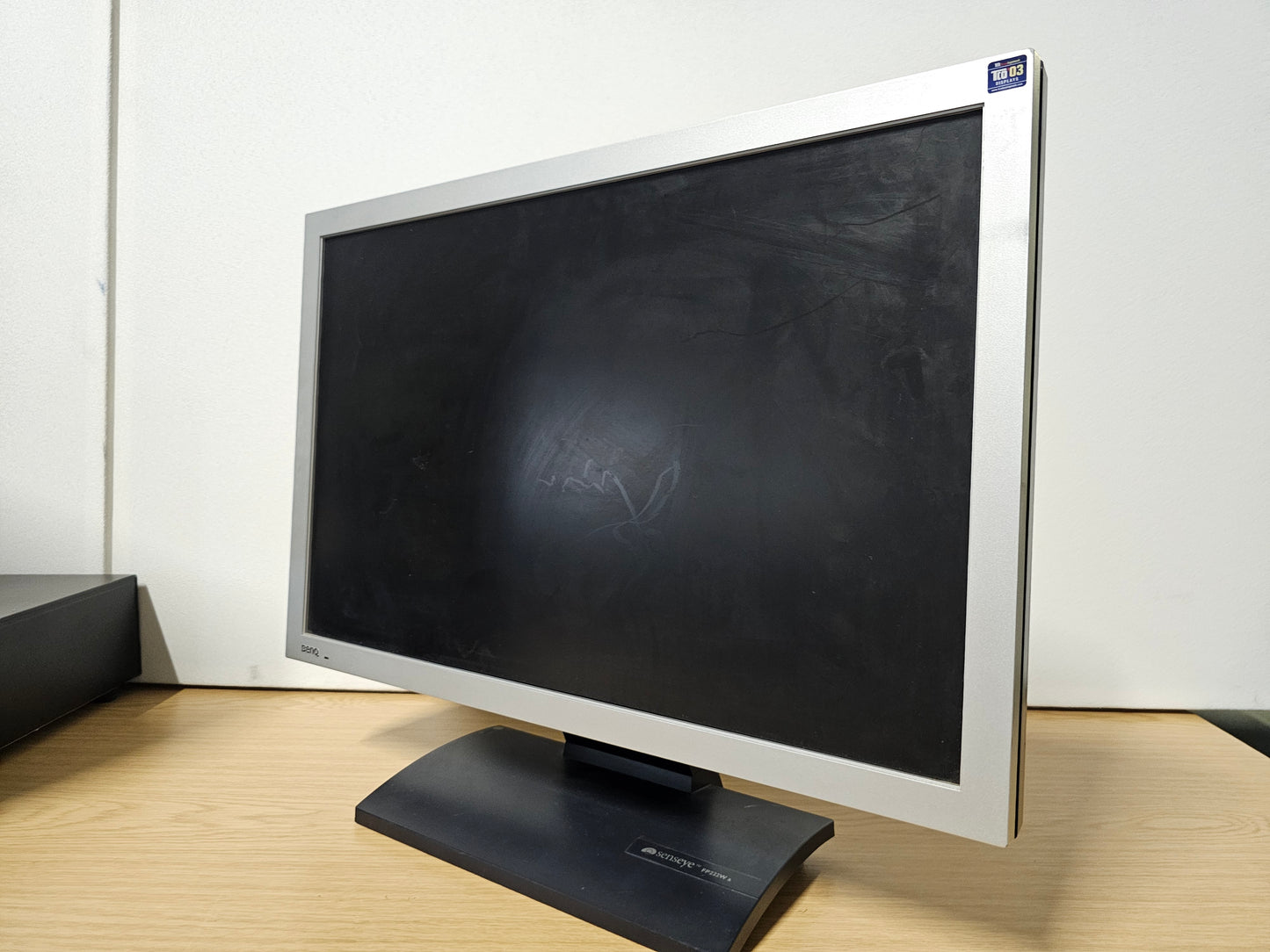 BENQ Q22W6 Monitor with VGA port