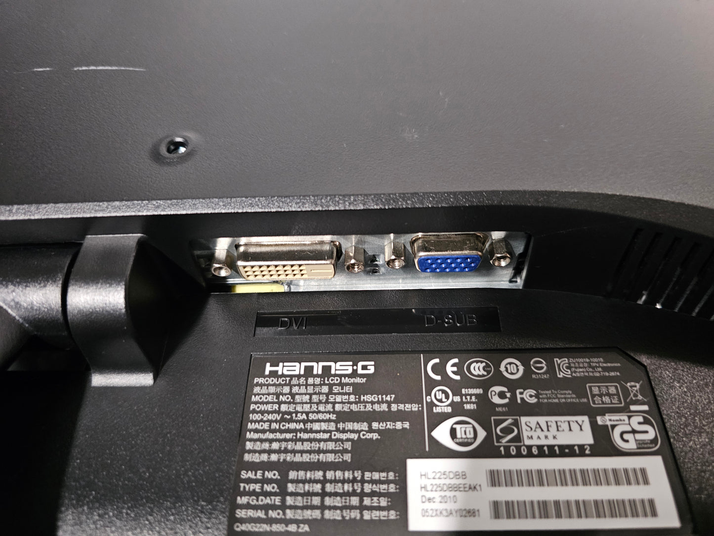 Used Hanns.G HSG1147 Monitor with VGA and DVI ports