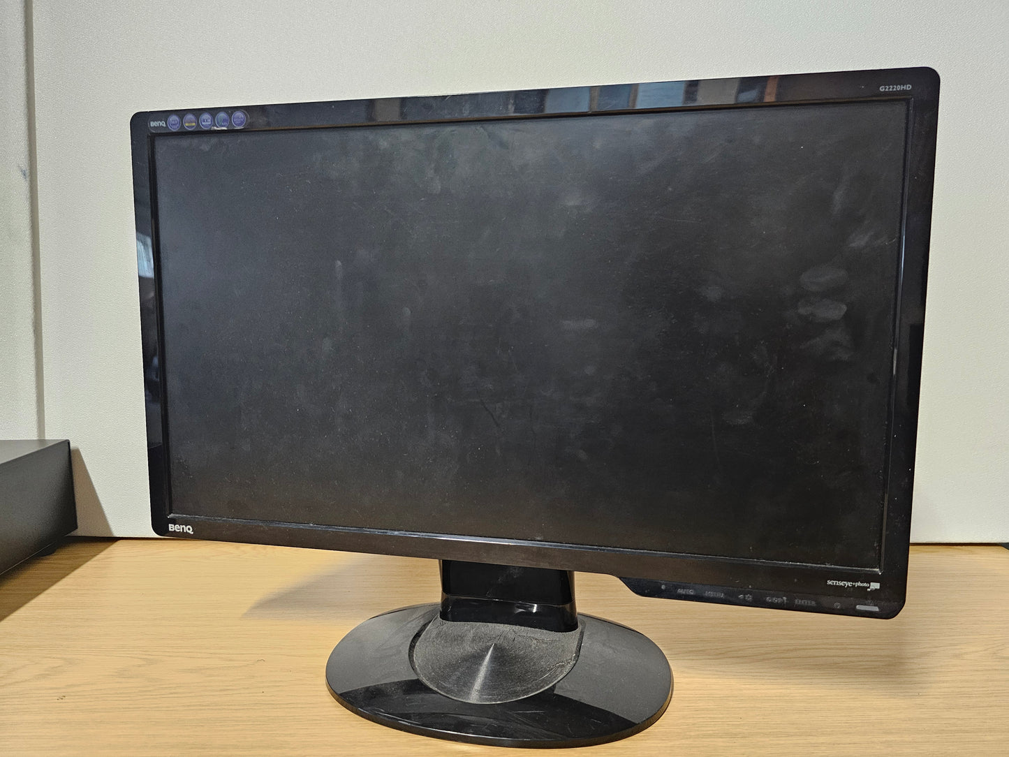 BENQ ET0026 Monitor with VGA and DVI ports