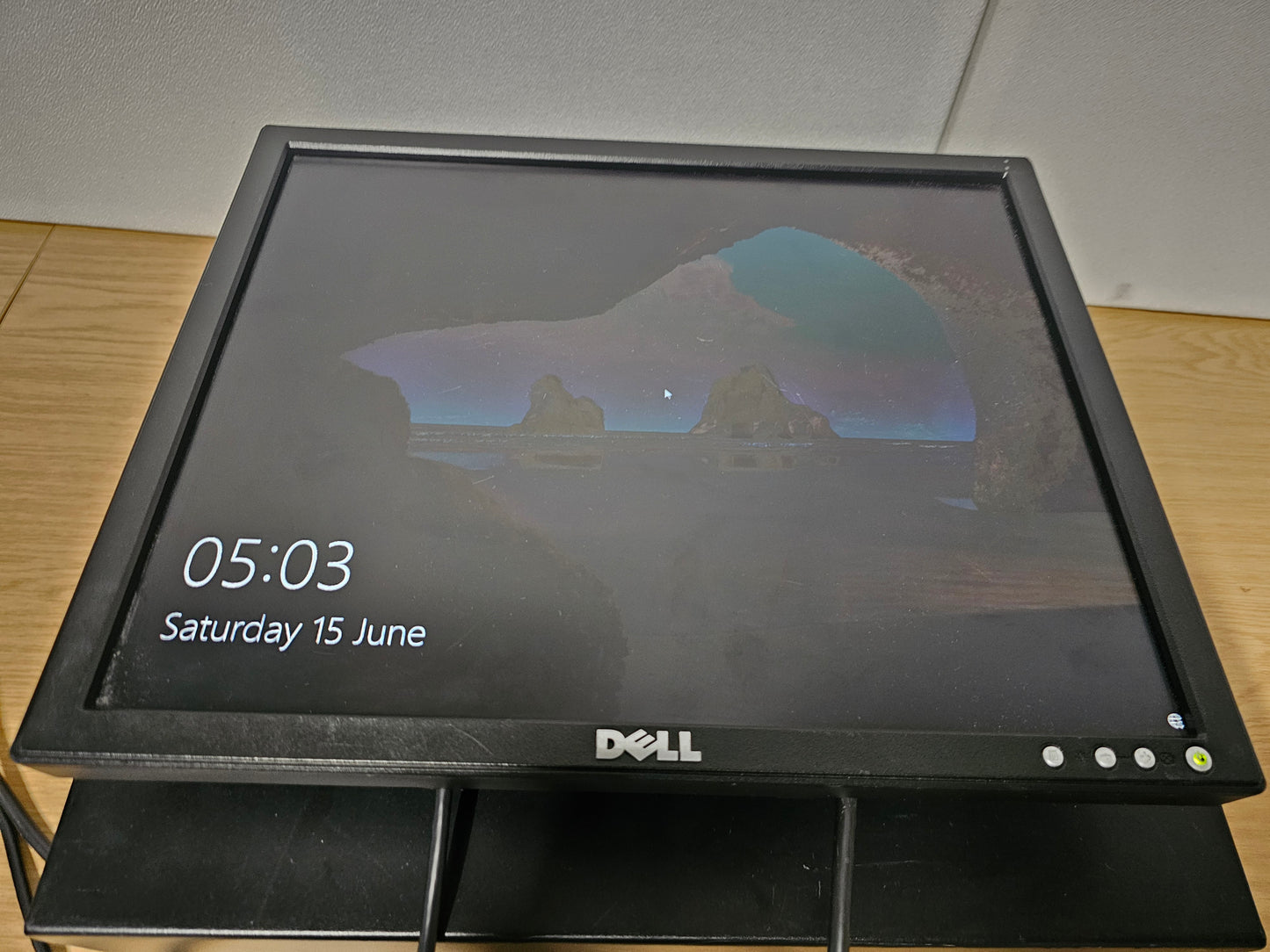 Dell E177FPb Monitor with VGA ports