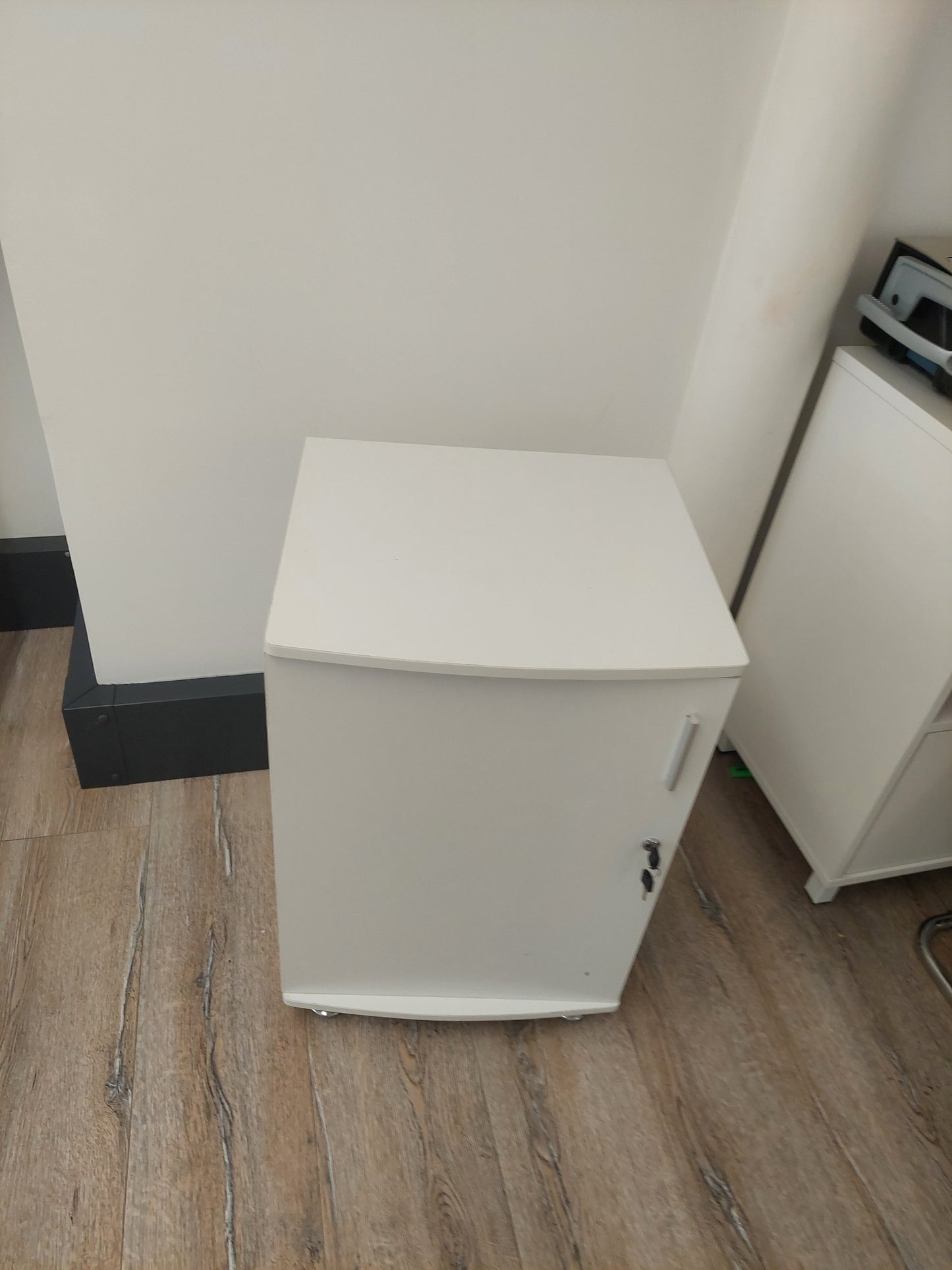 Pre-owned white office storage Single cupboard lockable w50cm d45cm h76cm