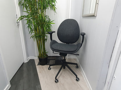 IKEA HATTEFJÄLL Office Chair Grey, Ergonomic Design, Adjustable, desk computer