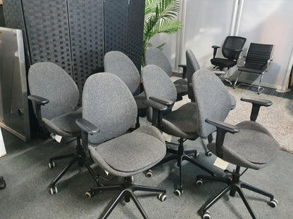 IKEA HATTEFJÄLL Office Chair Grey, Ergonomic Design, Adjustable, desk computer