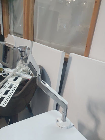 Humanscale M2.1 Monitor Arm with clamp mount