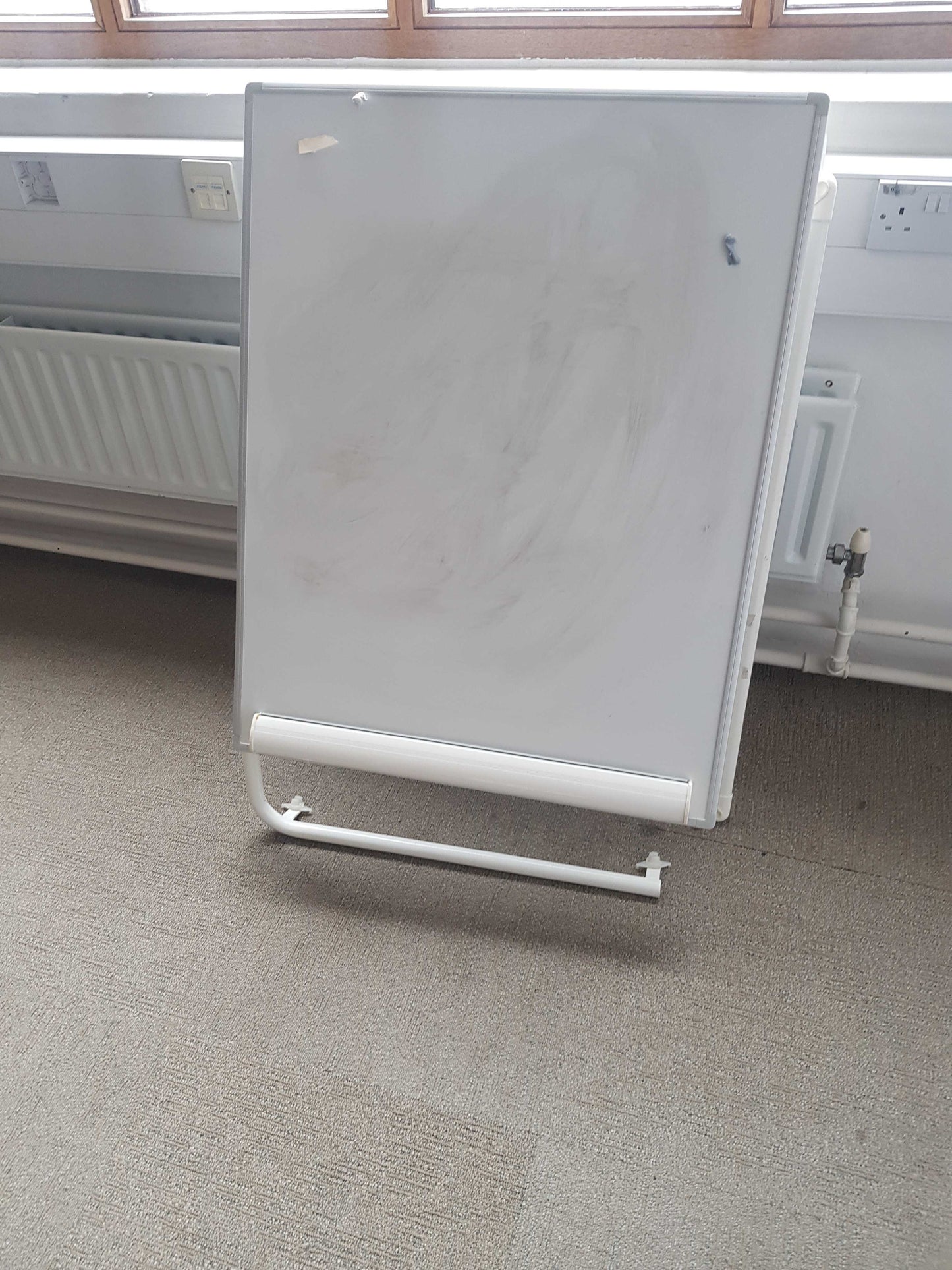 Second hand preowned White Board on Clip and Bar 90cm x 67cm