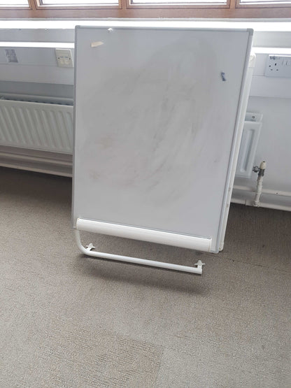Second hand preowned White Board on Clip and Bar 90cm x 67cm