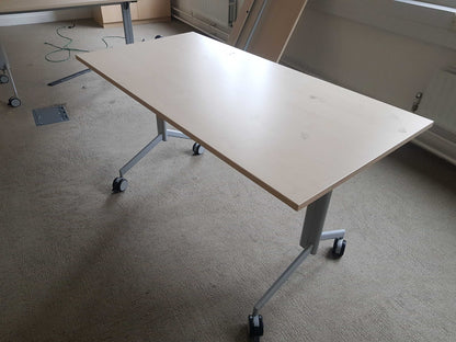 Second Hand Kinnarps Folding Table 1400mm x 70mm Maple Rectangle