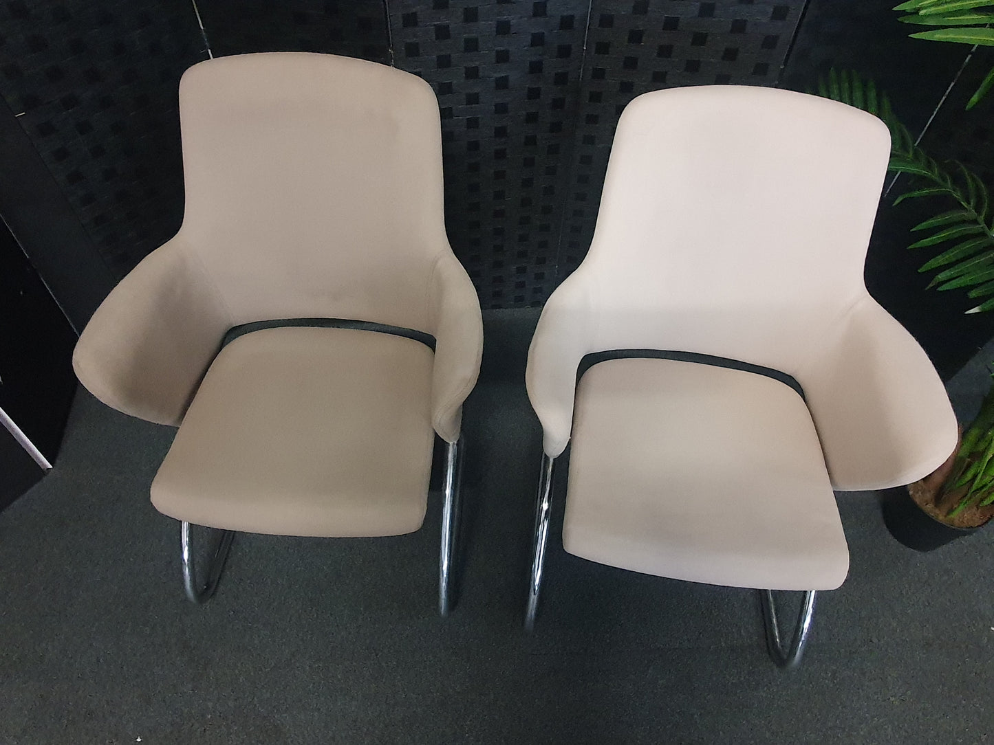 SENATOR RHAPSODY RH901 UPHOLSTERED BOARDROOM CHAIR