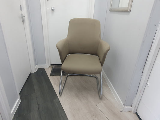 SENATOR RHAPSODY RH901 UPHOLSTERED BOARDROOM CHAIR