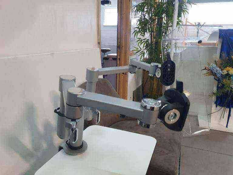 Used dual monitor desk mount