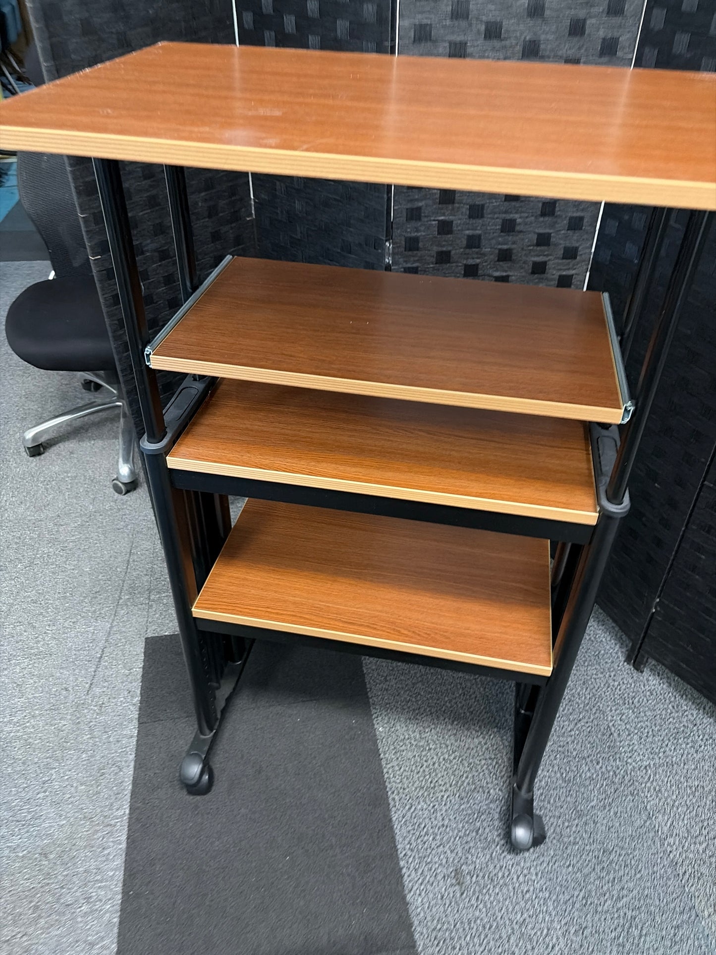 Used desk mobile  with a melamine laminate top and a steel frame h 123cm x d 50 x w 75cm
