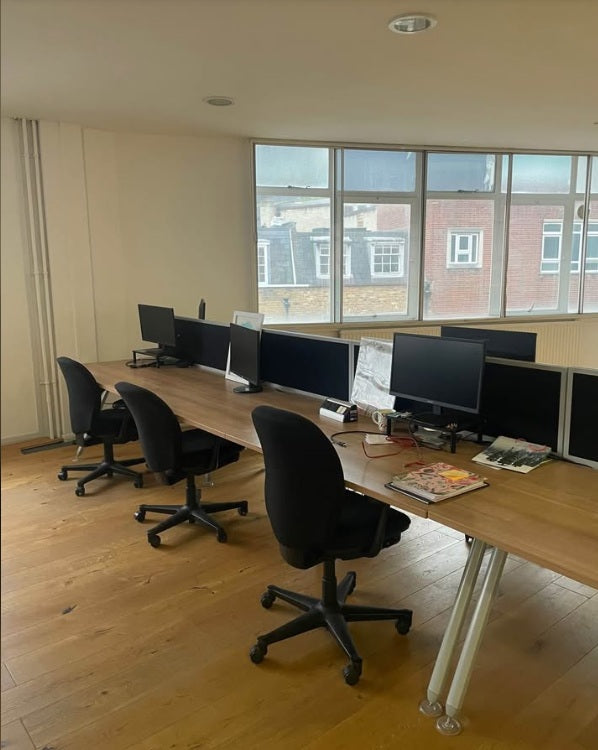 Pre-Owned Wood Top Finish Desk/s 6 Pods 120cm x 80cm each desk with Black Dividers