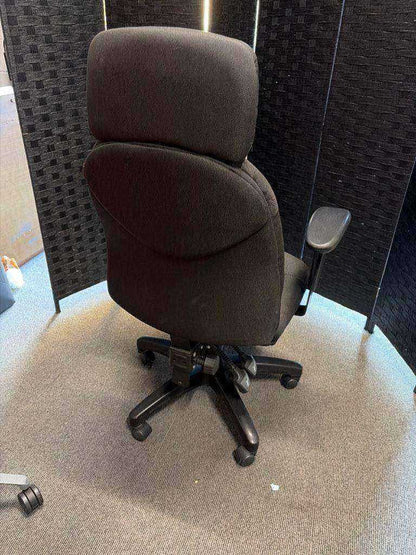 Secondhand Executive ergonomic high back office chair Black Adjustable