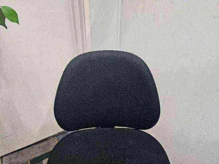 Used RH Logic Office Swivel Chair -  Black