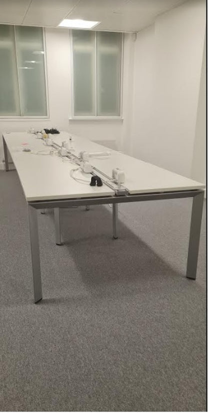 White 10-seater Office Hot desk Solution - 500cm x 110cm