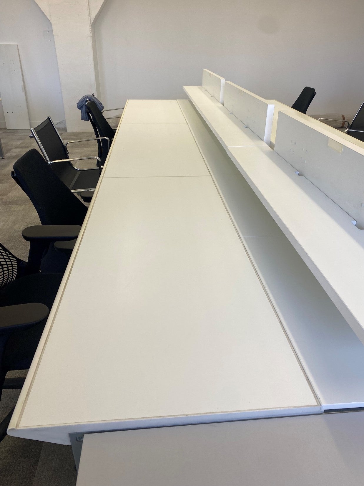 Used Architect Office Hot Desk 6 person in White- 450cm x 186cm