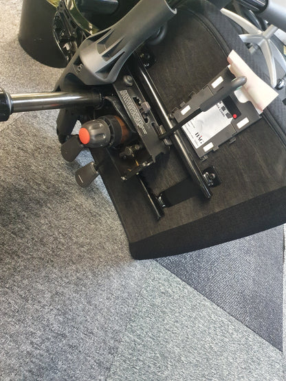 Black Hag H04 Credo Adjustable Ergonomic Office Swivel Chair Swivel Wheeled desk