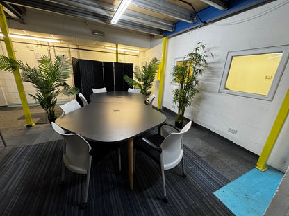 Sedus Mastermind Office Meeting Conference Boardroom table seats 6 - 8 299cm x 155cm