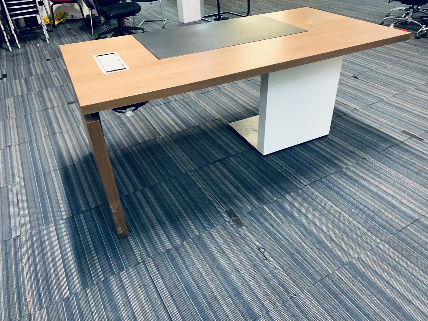 Bene P2 Executive Suite Office Table