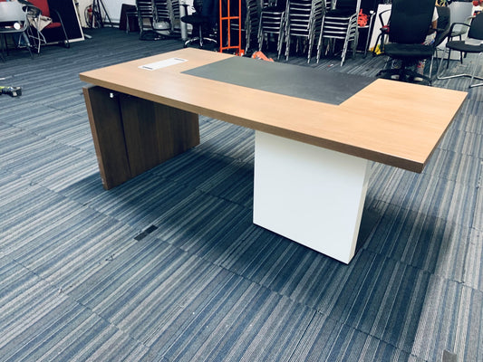 Bene P2 Executive Suite Office Table