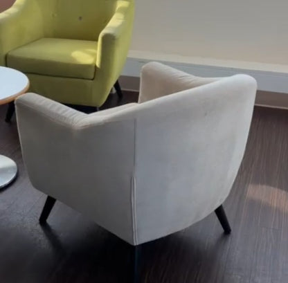 Second hand Armchair off white button-tufted backrest and dark wooden legs
