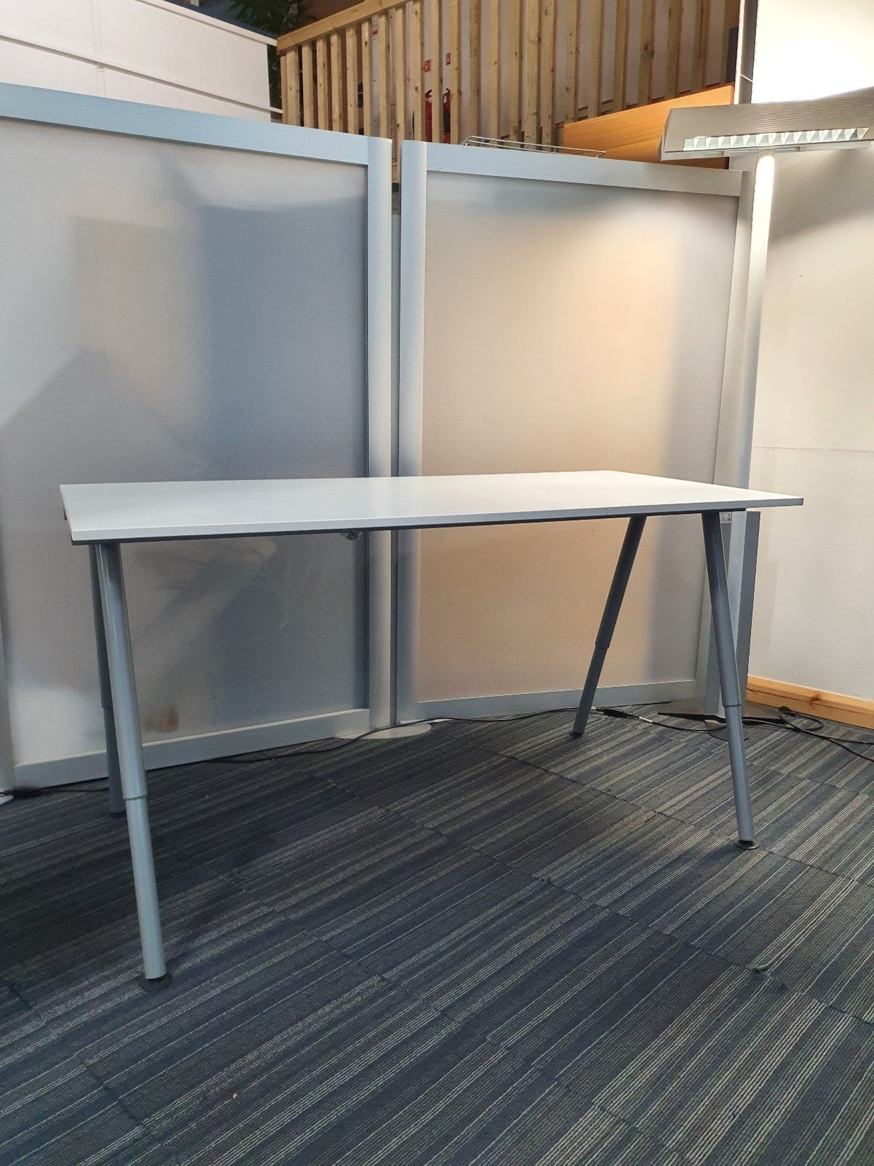 Galant office deals desk