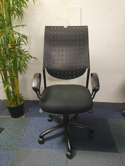 Black high back executive swivel desk chair