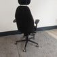 Cofortable computer desk chair in black