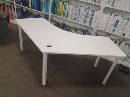 Boomerang Office Arc Corner Desk 208cm x 80.1cm