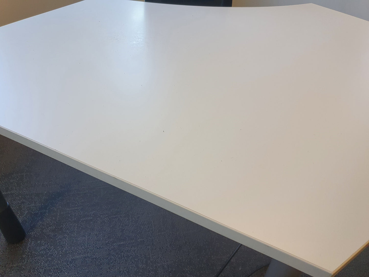 White Office Arc Corner Table