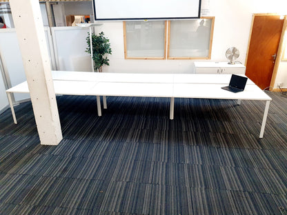 Herman Miller 8 seater office table in white (160cm x 80cm)