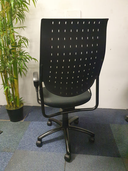 Black high back executive swivel desk chair