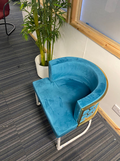 Quality Modern Living Room Accent Chair Hotel Blue Office Tub Chair with Honeycomb Backing