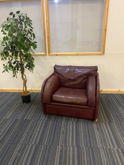 Used single leather armchair Mauve