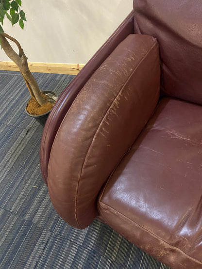 Used single leather armchair Mauve
