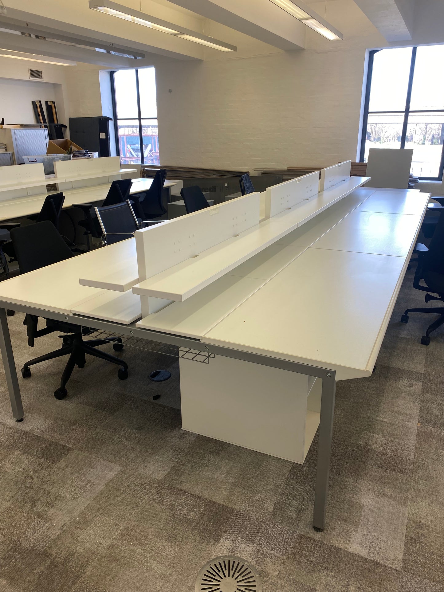 Large bench desk in white