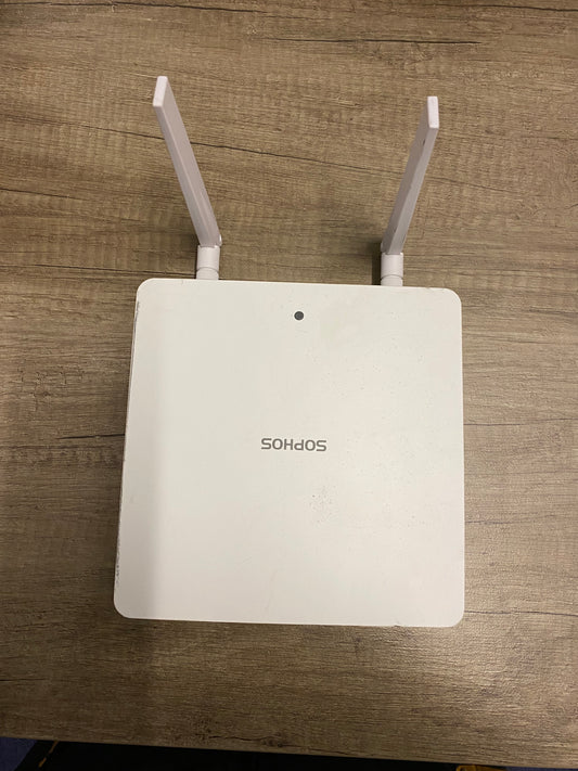 Used Sophos APX 320 Access Point white