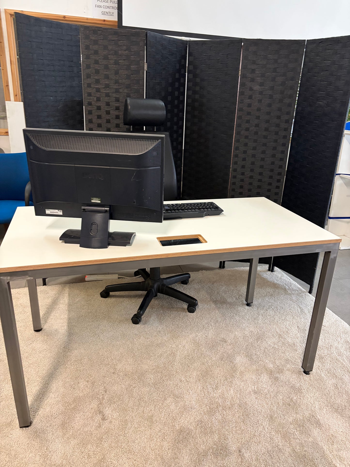 Used desk office single computer rectangle office off white 140cm x 80cm