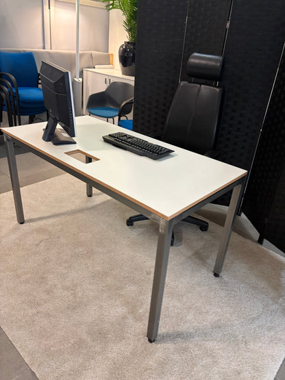 Used desk office single computer rectangle office off white 140cm x 80cm