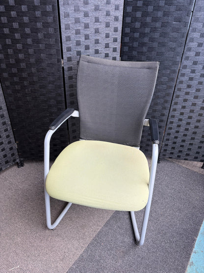 Pre-owned cantilever meeting chairs - Green black