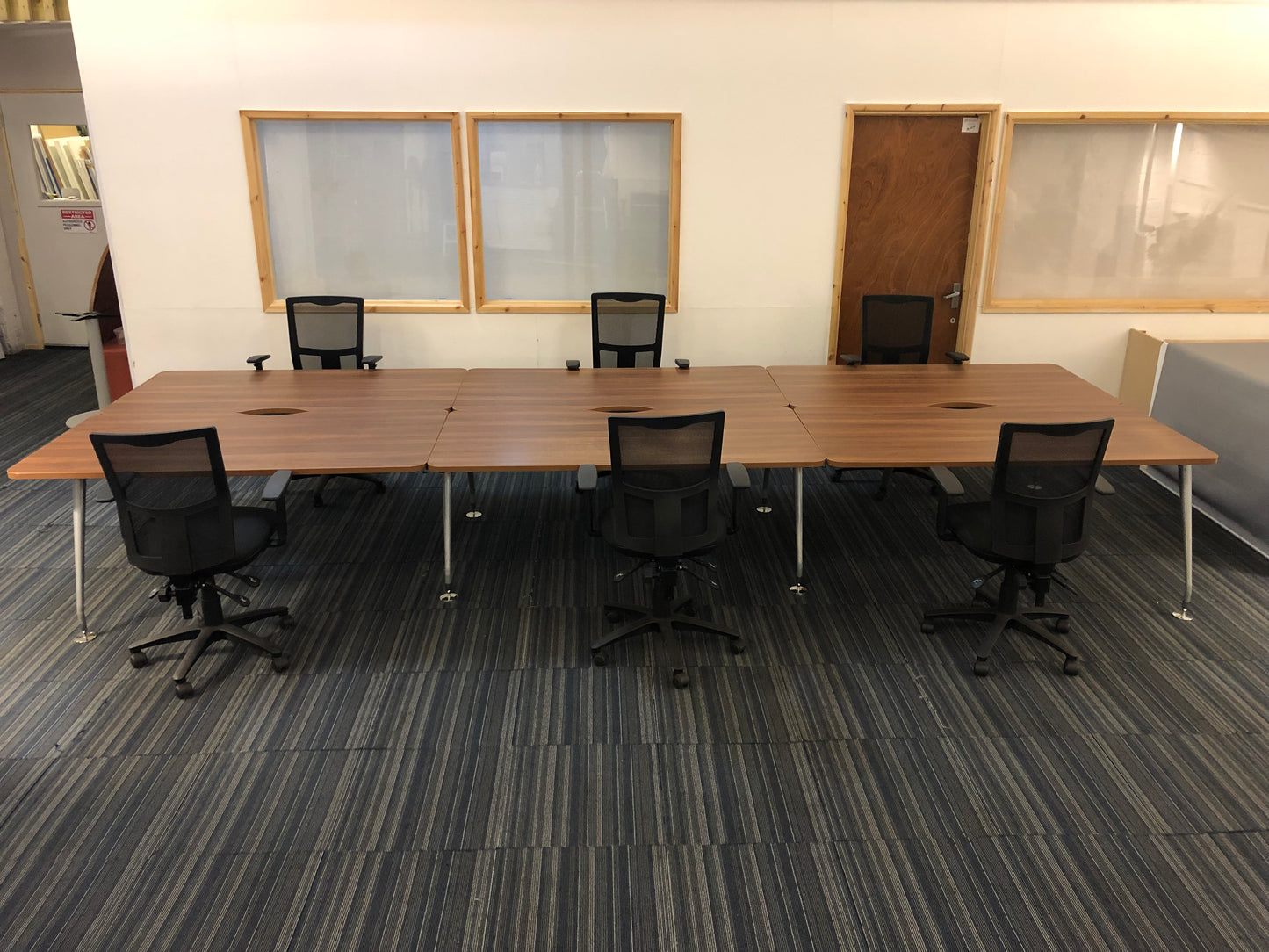 Walnut, 6 Pod Office Call centre Desks