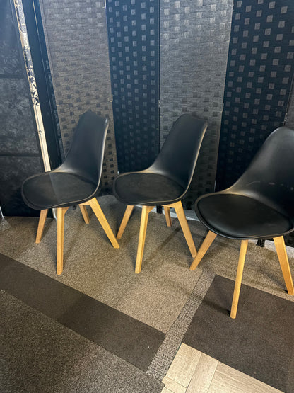 Used 3 x Black and brown legged chairs £30 each