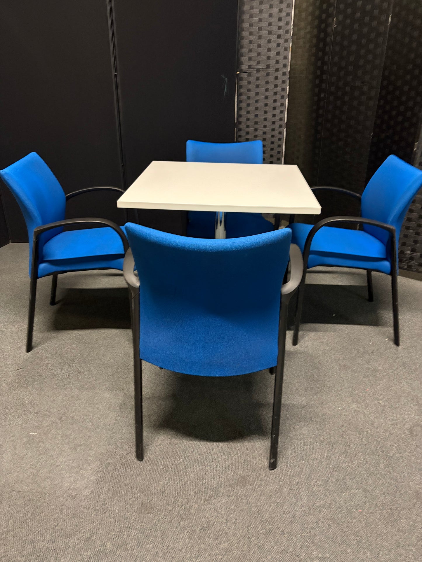 Secondhand square breakout tables 80cm x 80cm - White