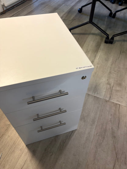 Used 3 drawer pedestal/under desk drawe - H 70cm W 43.5cm D 60cm