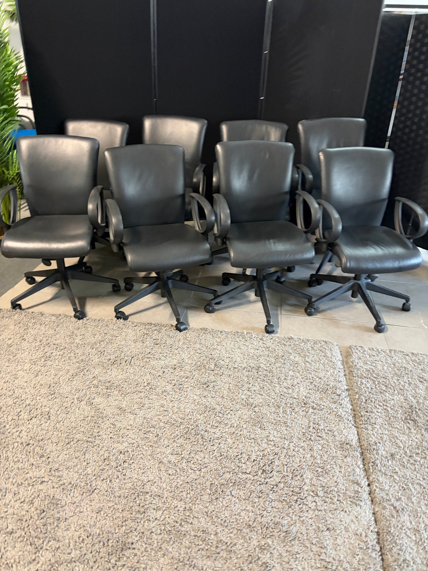 Used Chairs Meeting Visitor black leather swivel armrests executive orangbox