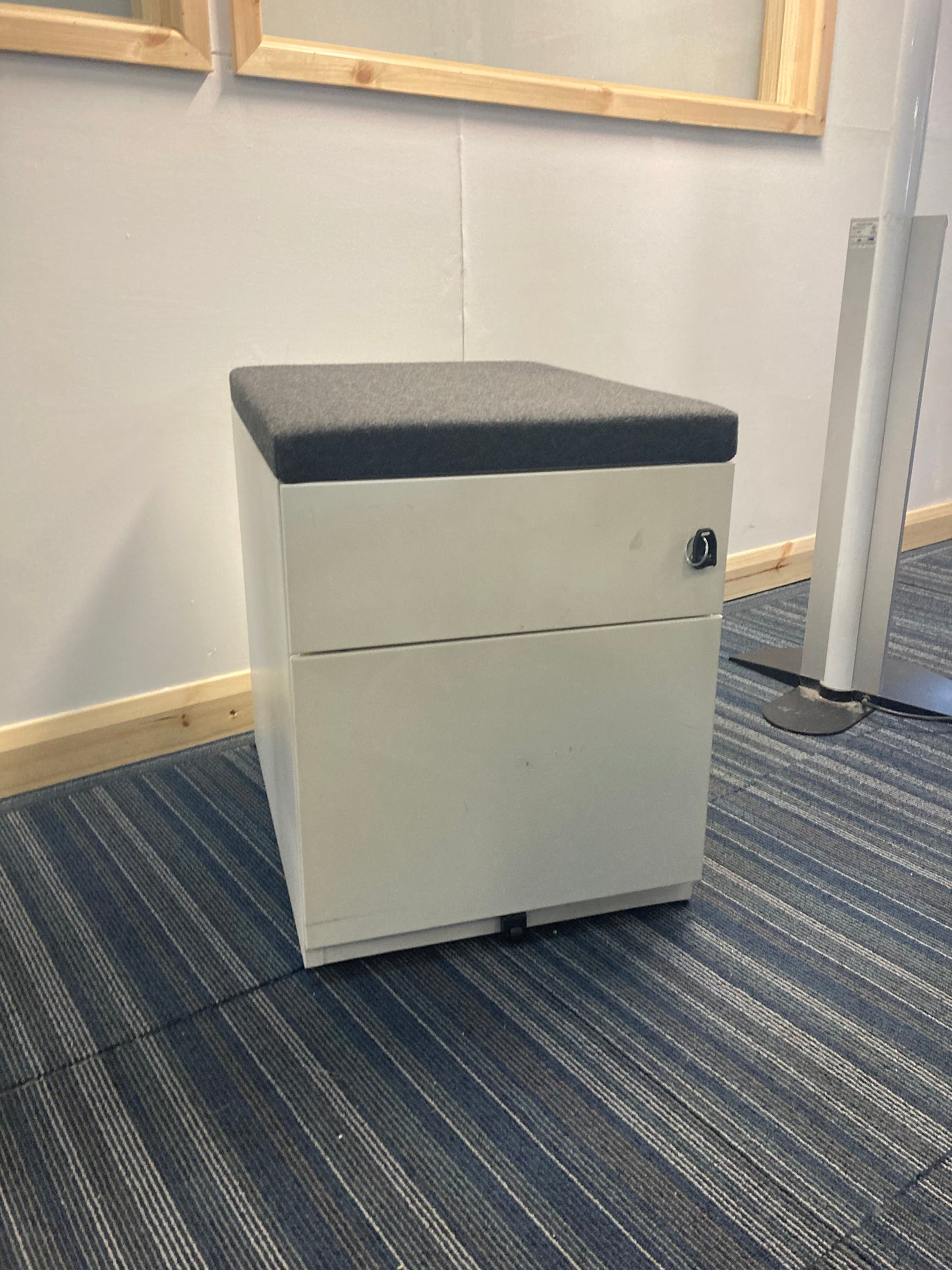 Contrast white/grey 2 drawer pedestals with magnetic integrated seating