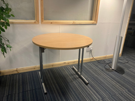 Secondhand Round folding table Wooden Foldable Office Meeting Breakout Circular table 90cm £75