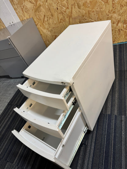 White Metal 3 Drawer Cabinet