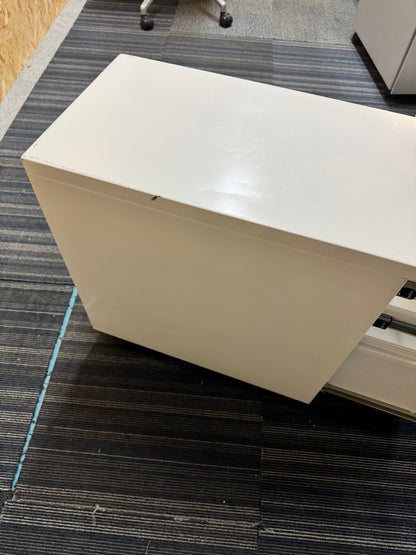 White Metal 3 Drawer Cabinet