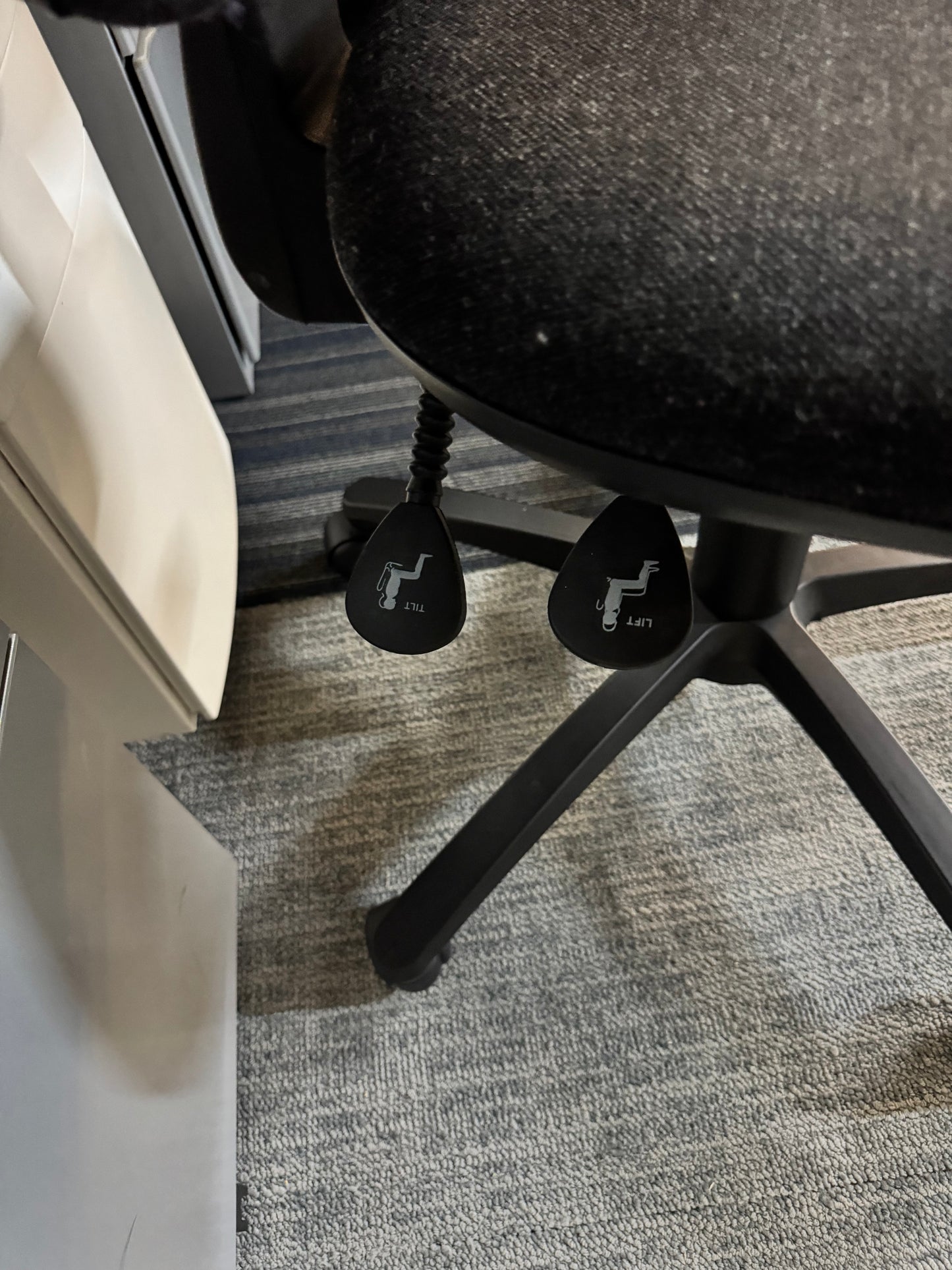 Set of 4 Ergonomic Task Swivel Chairs